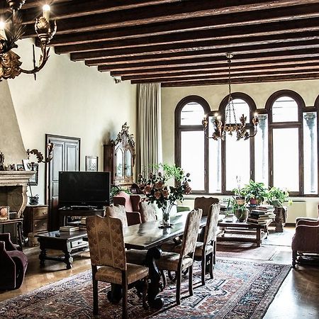 Palazzo Altinate - Note Di Piano Apartment Padova Room photo